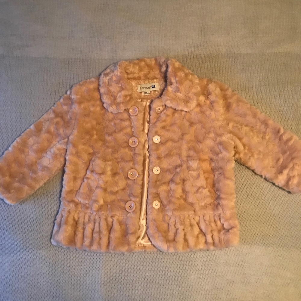 Cropped faux fur coat